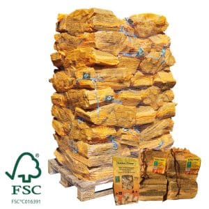 Ovengedroogd haardhout beuken 54 netzakken FSC actie 2 aanmaakhout en 1 zakje houtwolkrullen