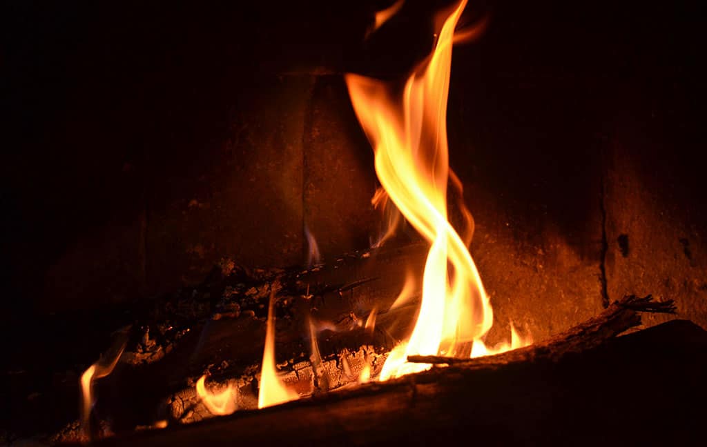 Wat is het verschil tussen vlamtemperatuur en rooktemperatuur?